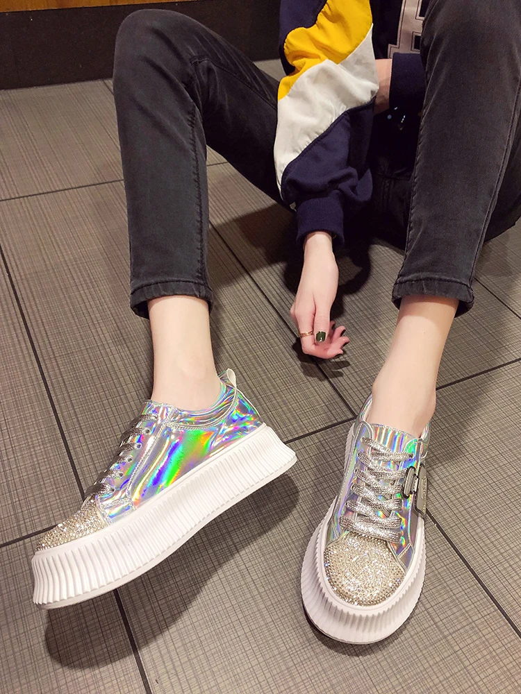 Brand Women Sneakers Slip on Fashion Platform Flats for Lady Spring Autumn Summer Slipony Rhinestone Blingbling Casual Shoes