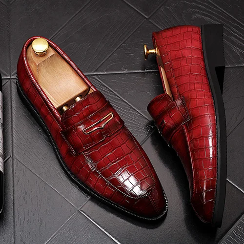 Мужские модельные туфли; Мужская обувь; кожаные оксфорды для мужчин; итальянские модные свадебные туфли без застежки с острым носком из натуральной кожи - Цвет: Красный