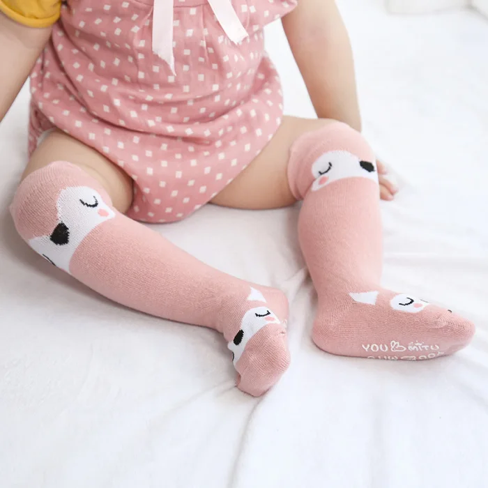 Милые детские носки с героями мультфильмов для маленьких девочек; трикотажные хлопковые носки для новорожденных; нескользящие Гольфы; M09