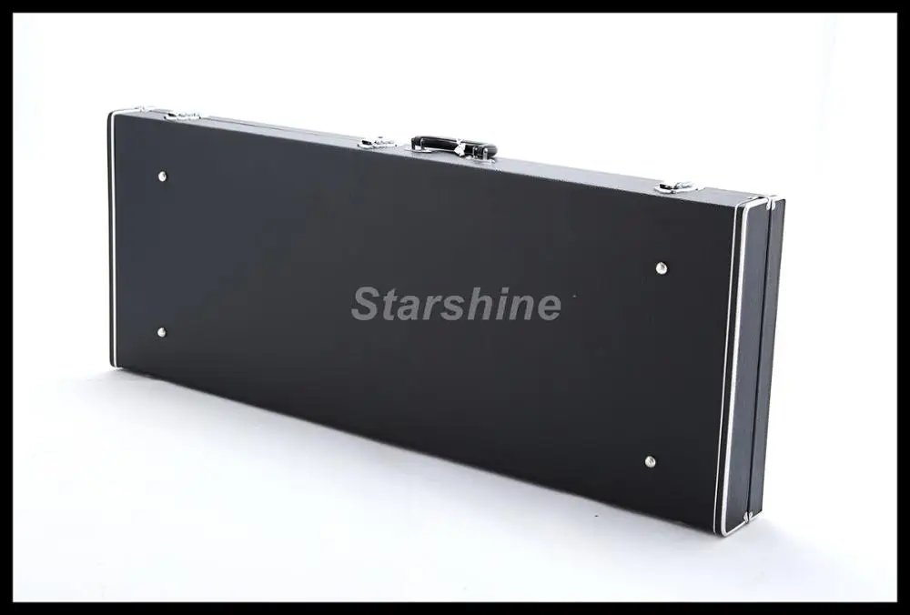 Чемодан в форме Hardcase USD110