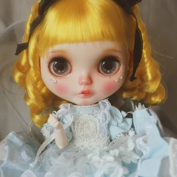 

Blyth Doll NBL 1/6 BJD Customized Face,big eyes doll makeup Ball Jointed Doll with Golden wig with painted Sleep eyes girl T008
