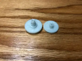 

White Motor Gears Vacuum Cleaner Part For Roomba 510 530 620 645 760 770 Spare