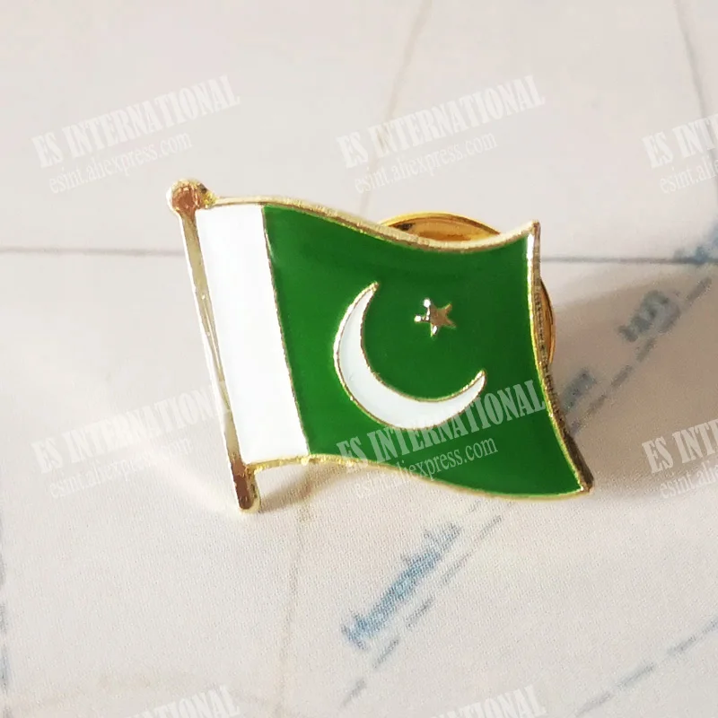 

Pakistan National Flag Lapel Pins Crystal Epoxy Metal Enamel Badge Paint Brooch Souvenir Suit Personality Commemorative Gifts