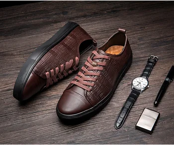 

Phragmites High Quality Leather Casual Shoes England Simple Designer Fashion Sneakers Men Shoes New Arrival Sneakers Brand Shoe