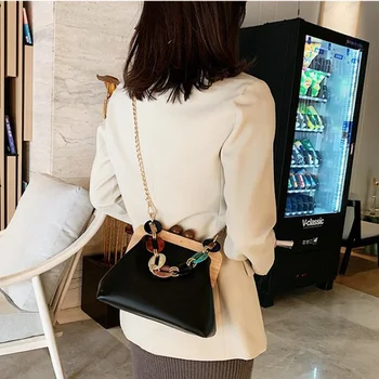 

Women's Dinner Bag Shoulder Bag 2020 New Women's Retro Handbag Fashion Chain Handbag Bridal Bag Slant Span Small Bag