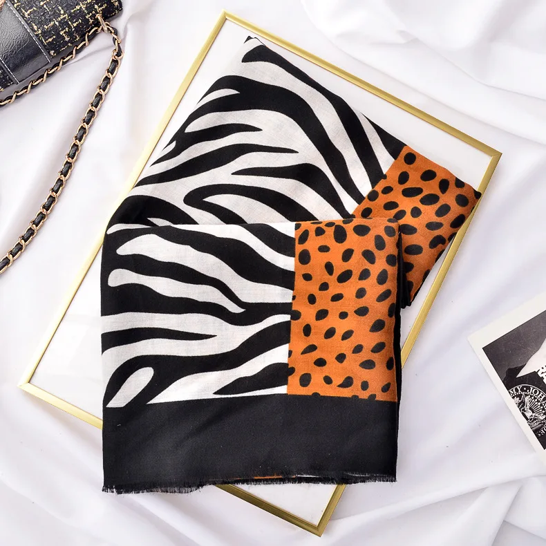 

2020 FASHION hijab scarf for women autumn winter vintage long leopard patchwork SCARF Headband Foulard Sjaal Wrap Hijab Snood