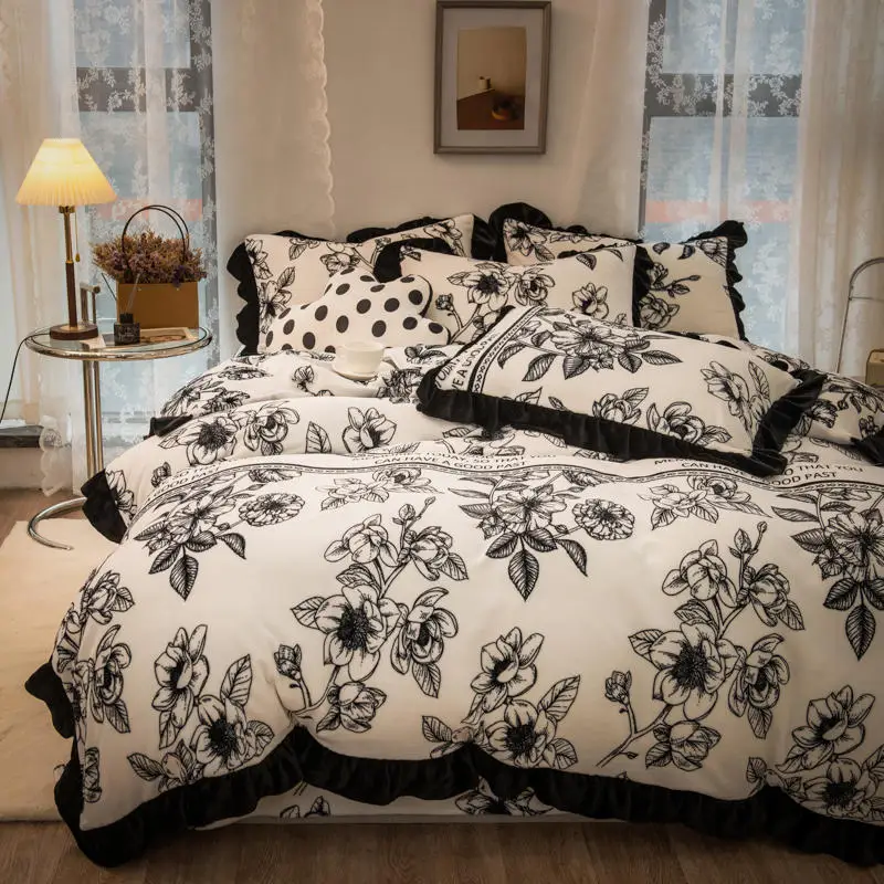 Midune Black and White Lace Milk Velvet Bedding Sets Stripe Duvet Cover Flat Sheet Pillowcase Winter Warm Bed Queen | Дом и сад