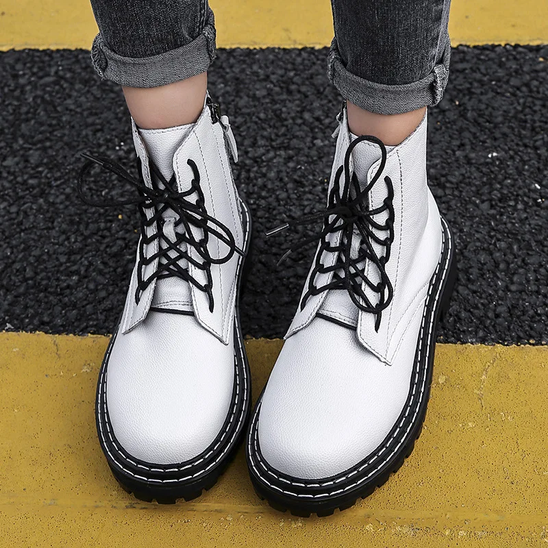 

2020 Spring New Style Hight-top Leather Boot Casual Versatile Trend Martin Boots Fashion Worker Boot Comfortable