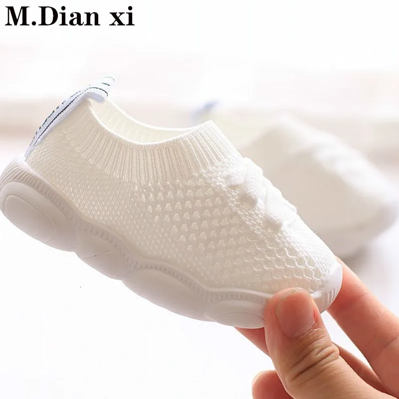 Весенне-Осенняя обувь для маленьких мальчиков от 1 до 2 лет детская обувь с мягкой подошвой для маленьких девочек детская дышащая сетчатая обувь