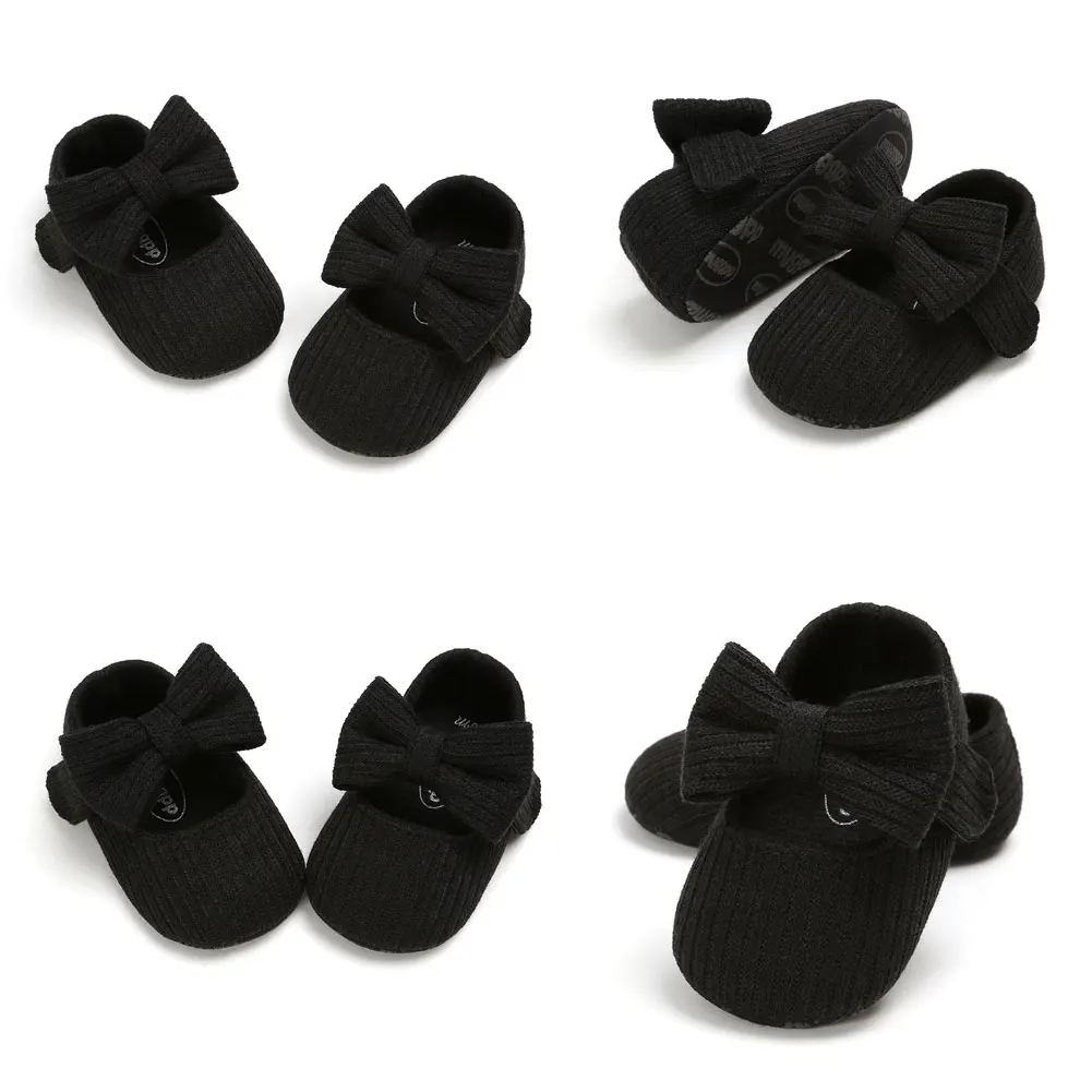 Мягкая хлопковая обувь принцессы с бантом и сердечками для маленьких девочек; кроссовки с подошвой для кроватки; 0-18 месяцев