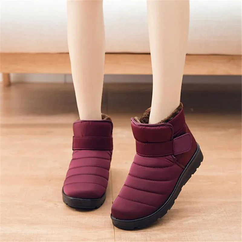 Новые зимние женские ботинки теплые зимние ботинки обувь для мужчин и женщин, обувь из водонепроницаемого хлопка, меховые ботильоны, Размеры 35-46