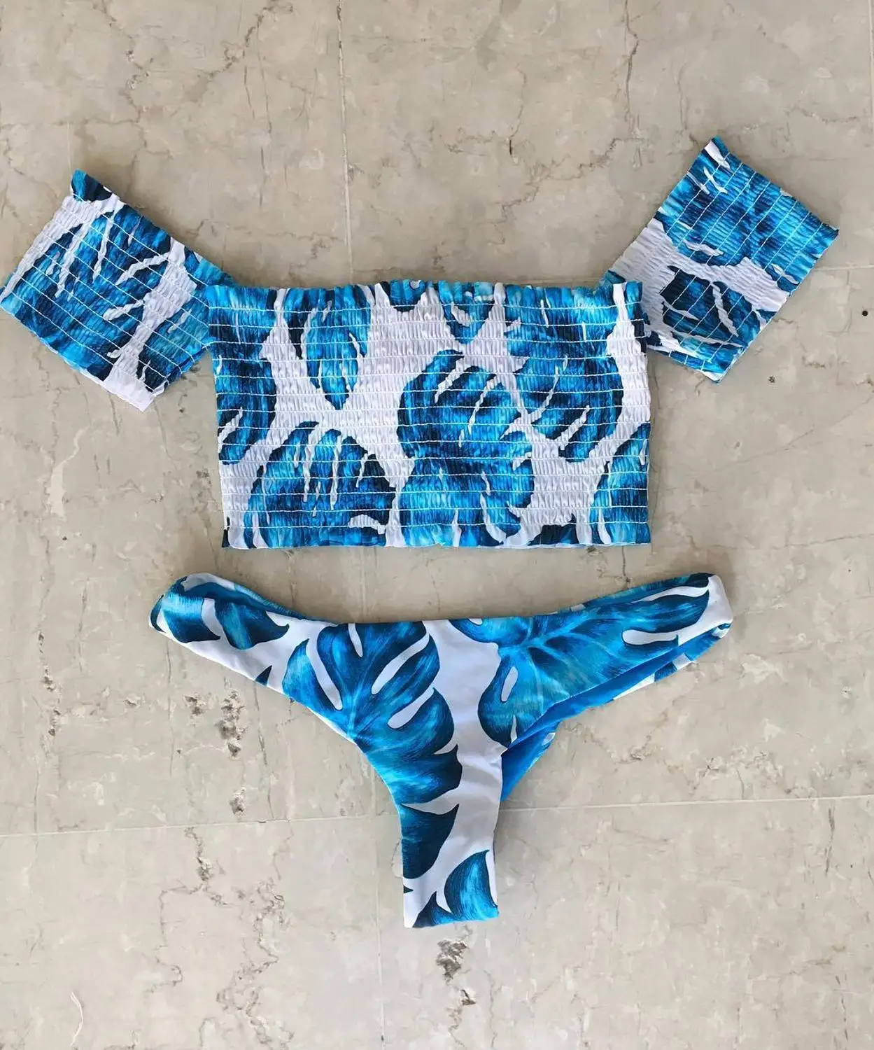 

Women's Sexy Floral Embossing Pleat Bikini Set Back Straped Swimwear