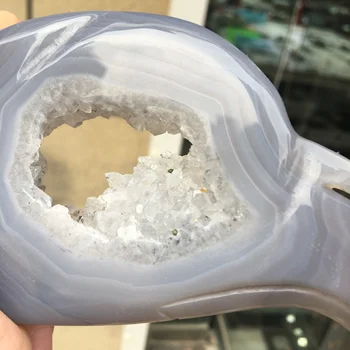 

Brazil Uruguay natural agate primary color crystal mineral crystal cave wealth demagnetization home feng shui decoration