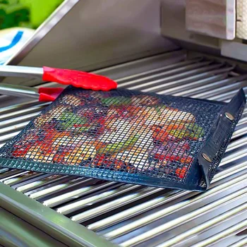 

BBQ Grill Mesh Bag, Non-Stick BBQ Grill Bag Grill Reusable and Easy To Clean Non-Stick Grid Grill Bag with Oil Brush (3 Packs)