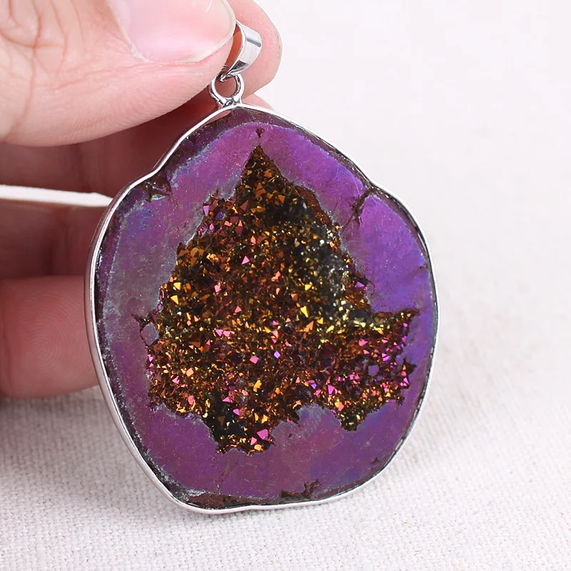 SilverPlated Metalic Ретро геодезический кварц кристалл камень кулон большой размер половина минеральной руды Агаты Кварц Подвески Рейки Исцеление натуральный Агаты подвески - Окраска металла: SilverPlated Metalic