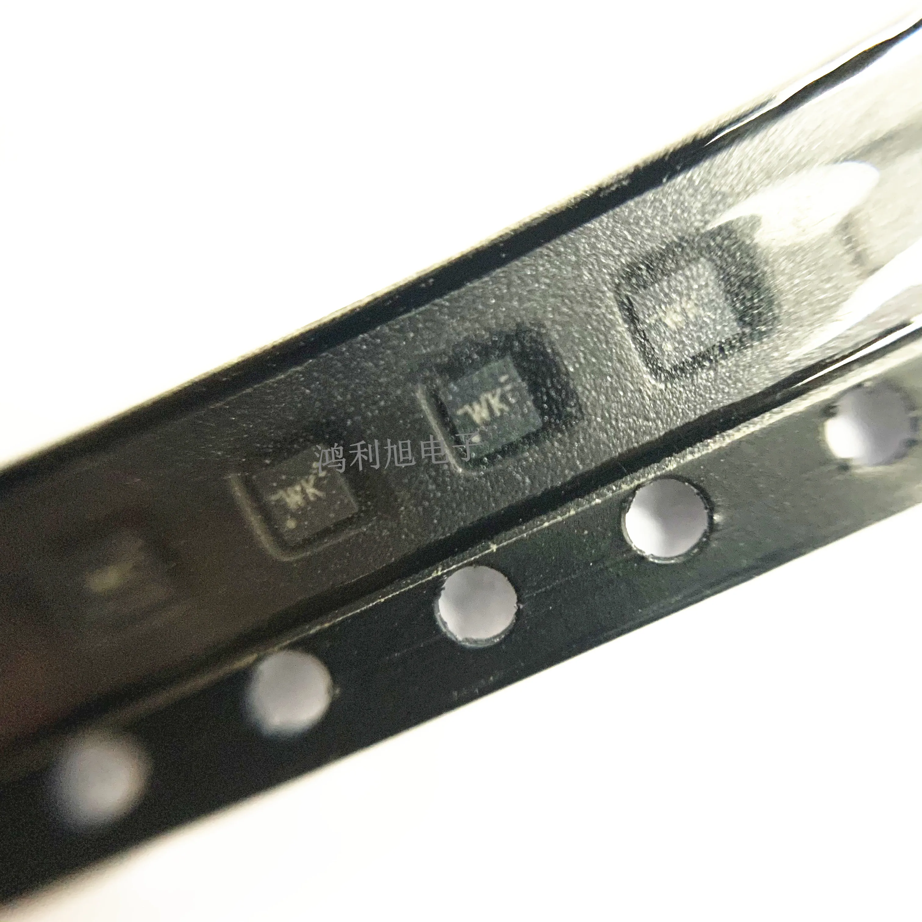 

10 шт./лот TLV70233DSER IC REG LINEAR 3,3 V 300MA 6wson