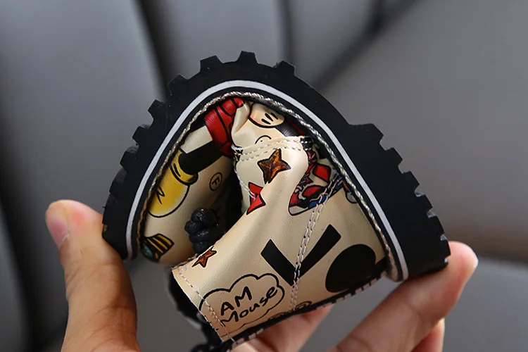 11995195176_1508236508