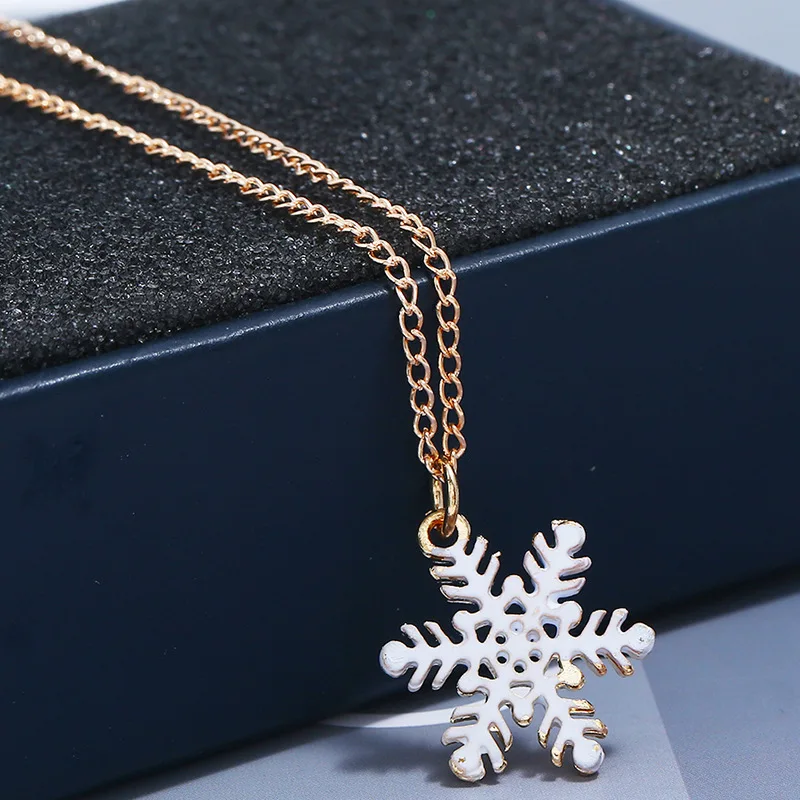 Christmas Tree Earring (37)