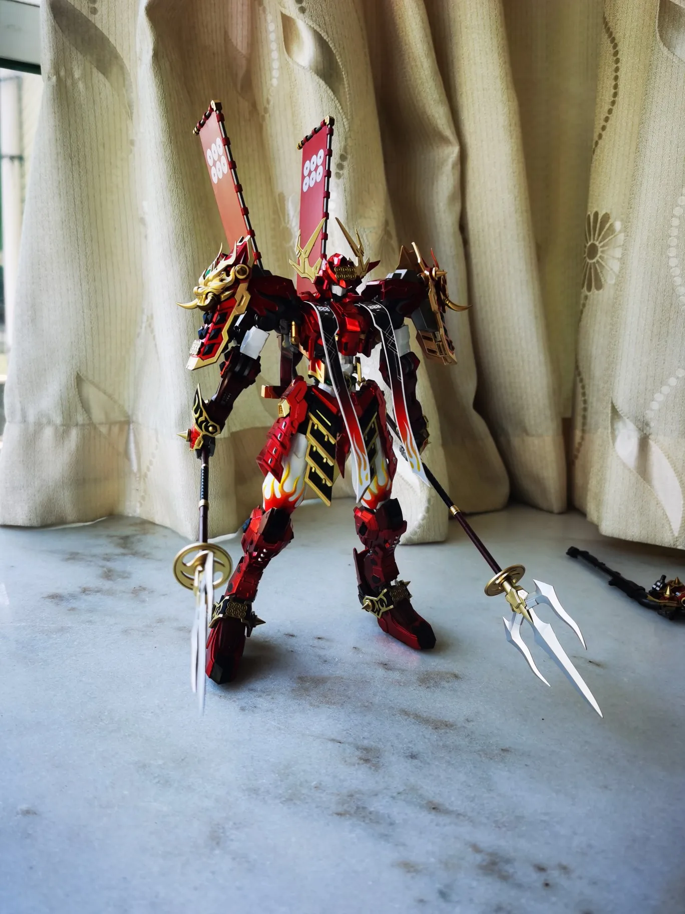 Фигурка Devil Hunter DH DH-02 DH02/DH-01 1/100 красный муша Санада Yukimura Gundamer металлическая сборка полная модель