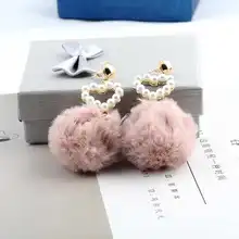 Серьги в форме сердца с помпоном из кроличьего меха для женщин, уникальные мягкие серьги с помпонами из крошечного стимулирующего жемчуга, ювелирное изделие, милый Рождественский подарок