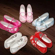 Детская обувь в китайском стиле; танцевальные туфли для девочек с вышивкой; Повседневная Удобная детская обувь на плоской подошве; обувь принцессы; сезон весна-лето
