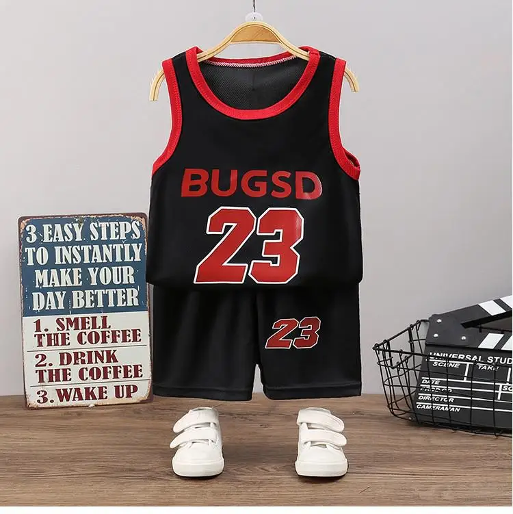 thumbnail image 1 of Conjunto de marca de moda para niños, conjunto deportivo de 2 piezas, chaleco de verano, pantalones cortos, ropa de baloncesto, conjunto sin mangas para niños de 1, 3, 5 y 7 años, 1 of 5