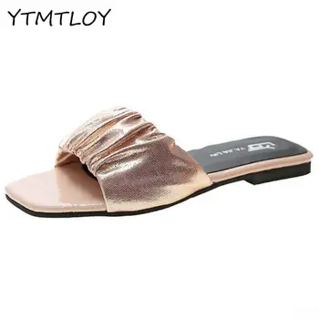 

2020 New Summer Slippers Slip On Slides Fashion Brand Square Toe Flat Casual Flip Flops Beach Slippers Pleated leather upholster