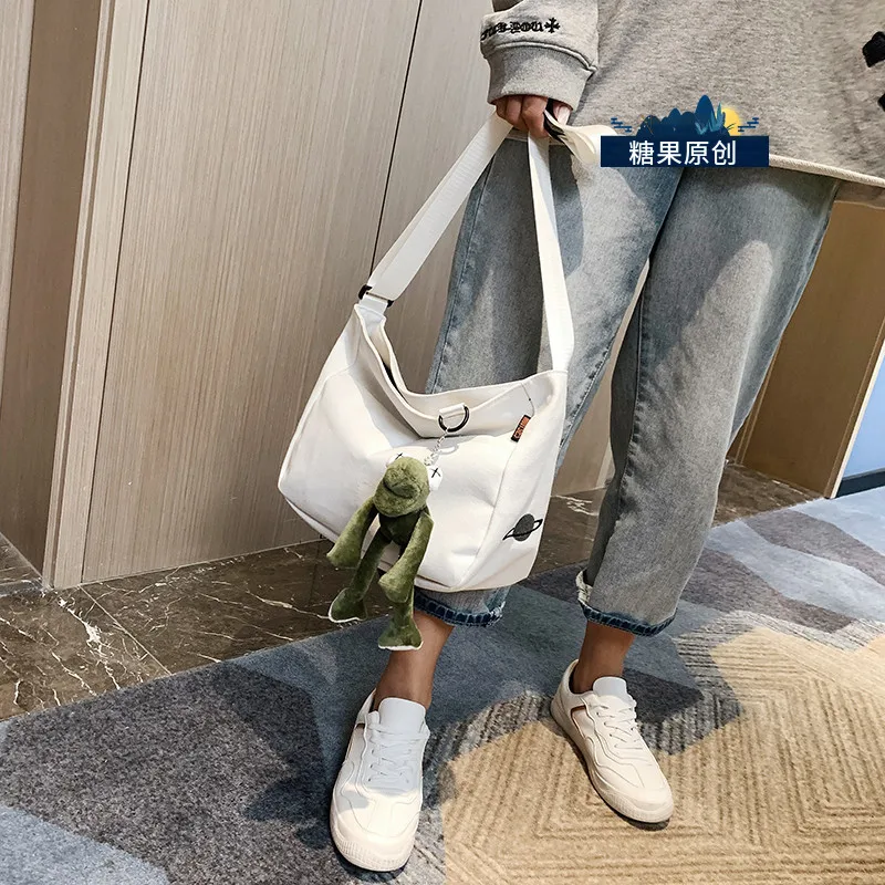 

Small Bag Woman 2019 Tide Messenger All-match Student Ins Wind Original Old Ulzzang Single Shoulder Canvas Bag