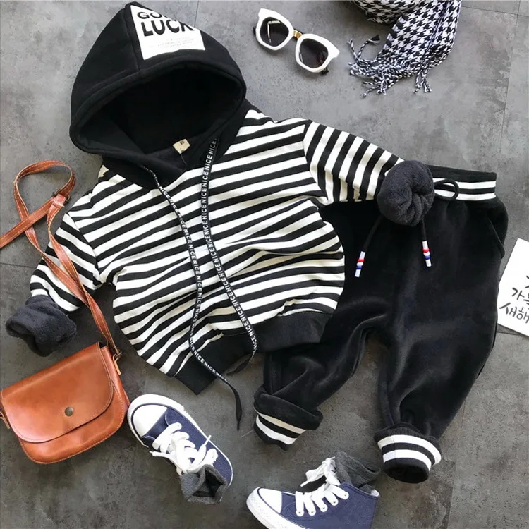 

Winter Cotton Kids Clothes Cute Long Sleeves Boy Clothes Thickening and Velvet Stripes Hoodie +Pants 2pcs Boys Clothing Set