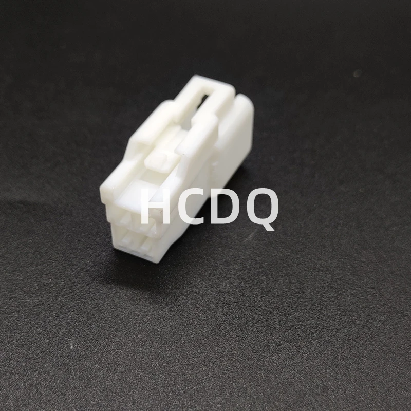 The original 90980-10794 4PIN  automobile connector plug shell and connector are supplied from stock