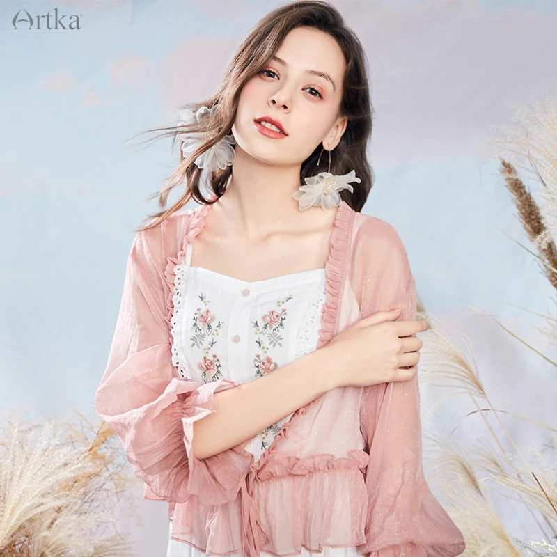 Женская шифоновая блузка с рюшами ARTKA свободная блестящими вставками модель WA20002X