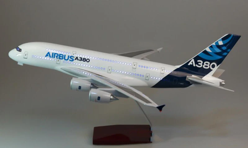 50CM 1/160 Airbus A380 Prototype Airline plane model alloy airframe W landing gear& light airplane toys fixed-wing aircraft - Color: with light