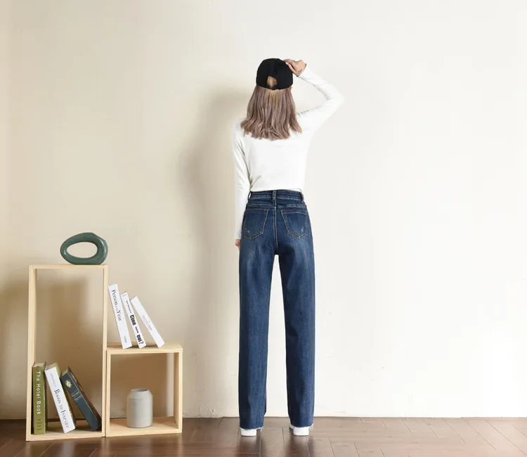 11936926408_197110652