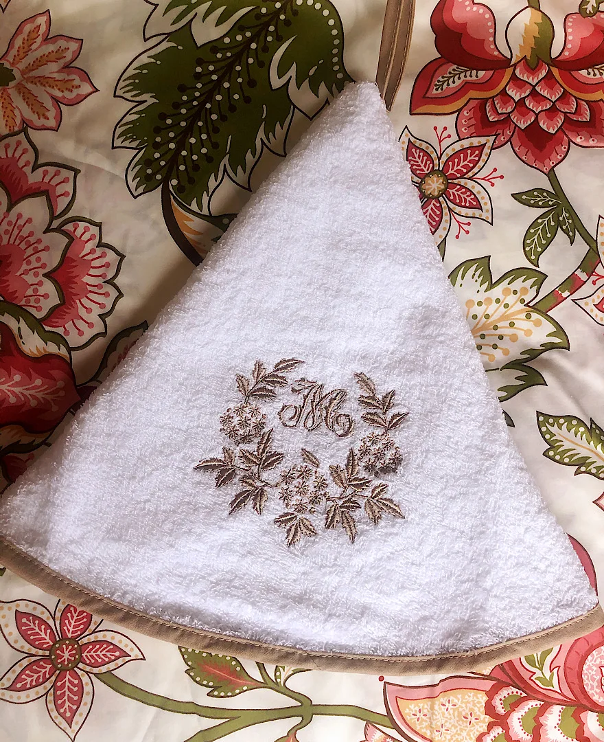 TOWEL M