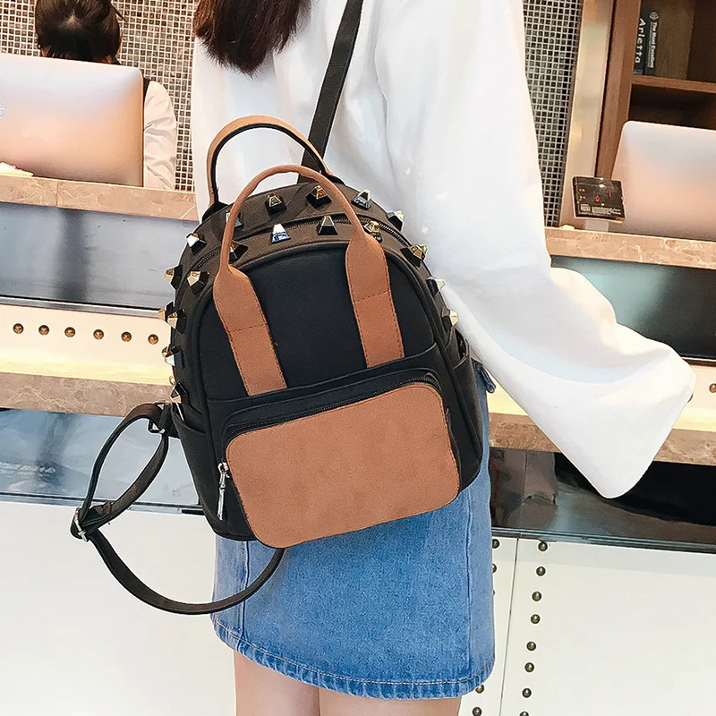 2019 Новый женский рюкзак в Корейском стиле с заклепками, хит цвета, матовый Женский мини-Повседневный Модный маленький рюкзак