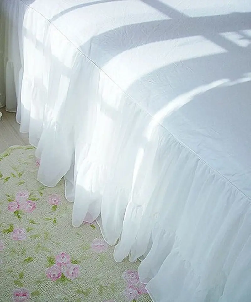 1piece Romantic two layers bed skirt 