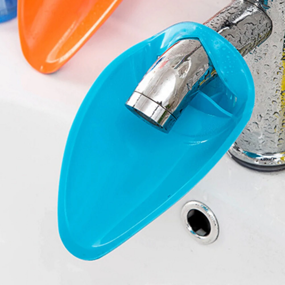 1PCS 2 colors Cute Bathroom Sink Faucet Chute Extender Children Kids Washing Hands Bathroom Faucet Accessories 1PCS 2 colors Cute Bathroom Sink Faucet Chute Extender Children Kids Washing Hands Bathroom Faucet Accessories