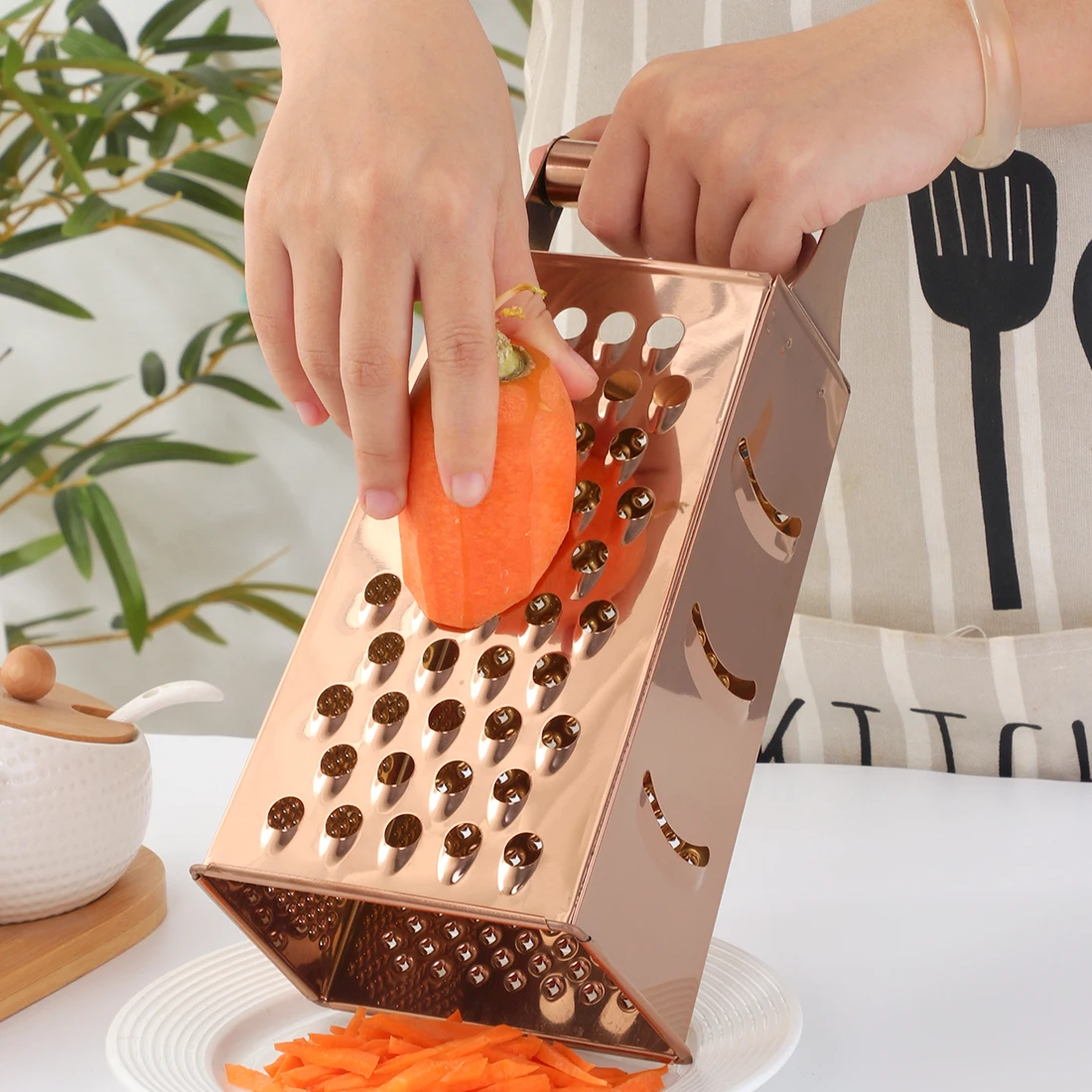 Multi-Function 4 Sided Cheese Grater Vegetable Manual Slicer Box Stainless  Steel Kitchenware - China Chesse Grater and Kitchenware price