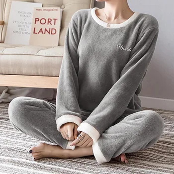 

Pajamas Women Korean Sleepwear Cute Solid Flannel Pajamas Set Velvet Winter Warm Pijama O Neck Pyjama Homewear Women Robe Sets