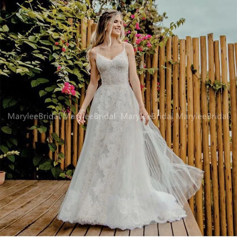

Spaghetti Straps Boho Wedding Dress 2019 Robe de mariee Vintage France Lace New Garden Bridal Dress Backless Beach Wedding Gowns