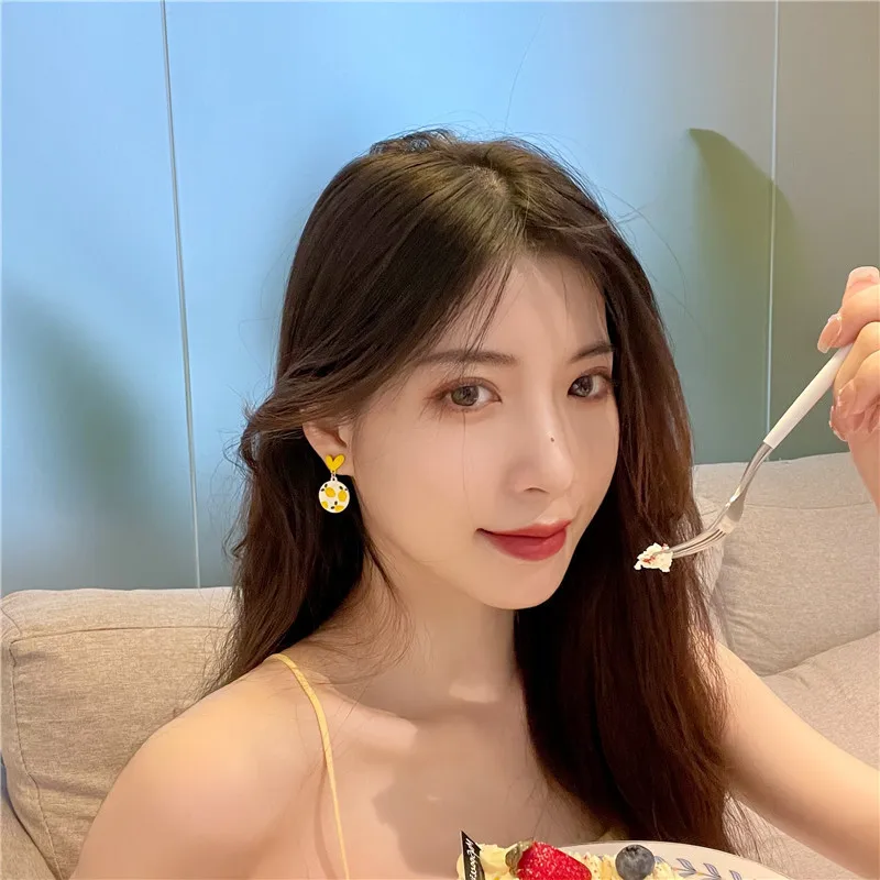 Fresh Summer Yellow Lemon Earrings Design Peach Heart Love Sweet Girl Earrings New Accessories for Women Fashion Party Jewelry fruit design earrings