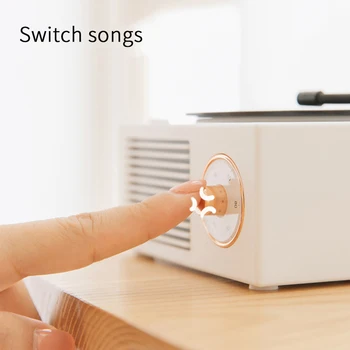 

USB Charging Outdoor Subwoofer Record Player Shape Loudspeaker Retro Bluetooth Speaker Mini Wireless Portable Nostalgic Stereo