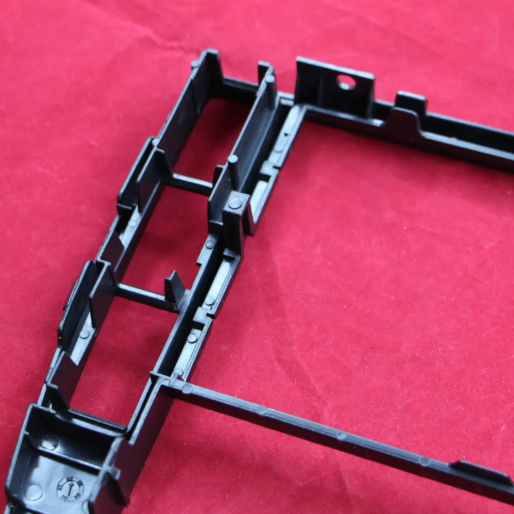Apply to Passat B5 Intermediate frame Center frame Central control panel CD box Recorder panel black 3B0 858 069 3B0858069