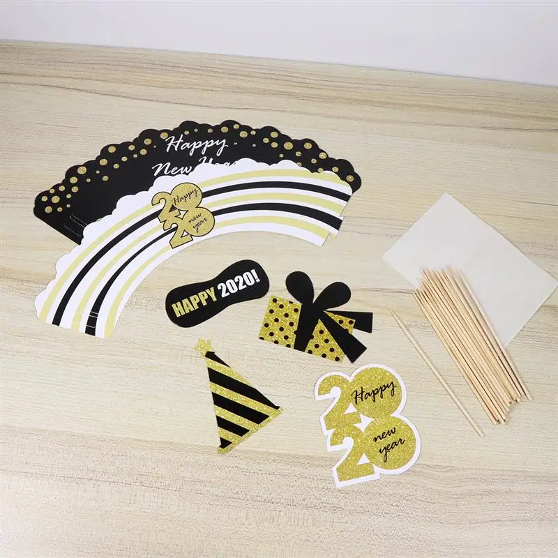 48pcs New Year Cake Wrapper And Picks Paper Cupcake Topper Christmas Party Cake Wrapper Xmas Party Decorating Supplies A35