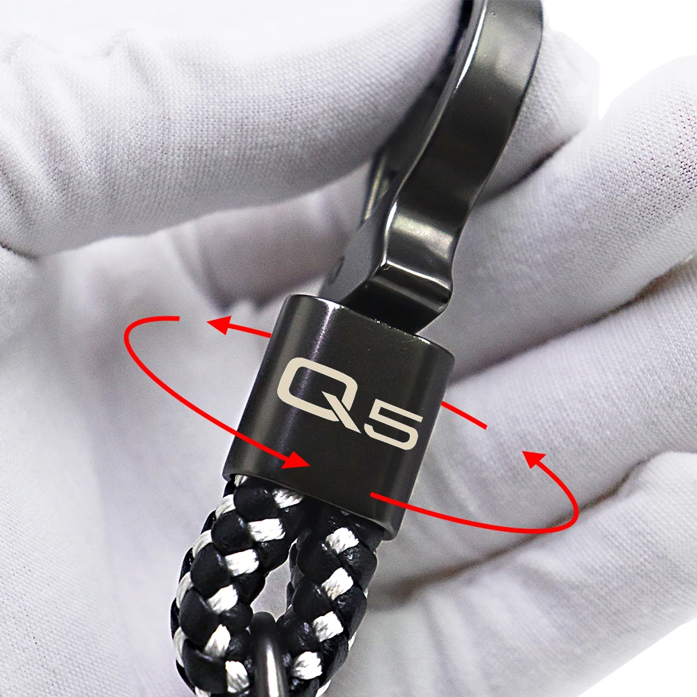 Luxurious Metal and Leather Car Keychain - Premium Automotive Accessories