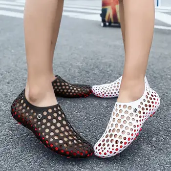 

Summer Sandals Brand Light waterproof Beach Sandals Couples Slippers Casual Breathable Sandals Sneakers Driving Shoes Men 2020