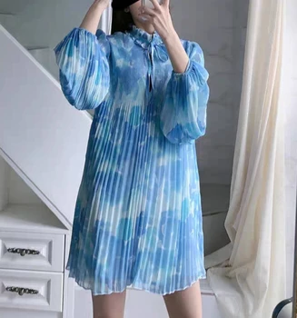 

Holiday Rendering Print Women Pleated Dress Lantern Sleeves Lace-up Collar Ruffle Loose sweet lady mini Dresses 2020 new