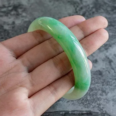 

zheru jewelry natural Burmese jadeite 54-64mm light green two-color bracelet elegant princess jewelry send mother to girlfriend