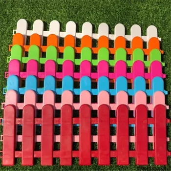 

Colorful Plastic Fence Christmas Fence Indoor Outdoor Courtyard Fence