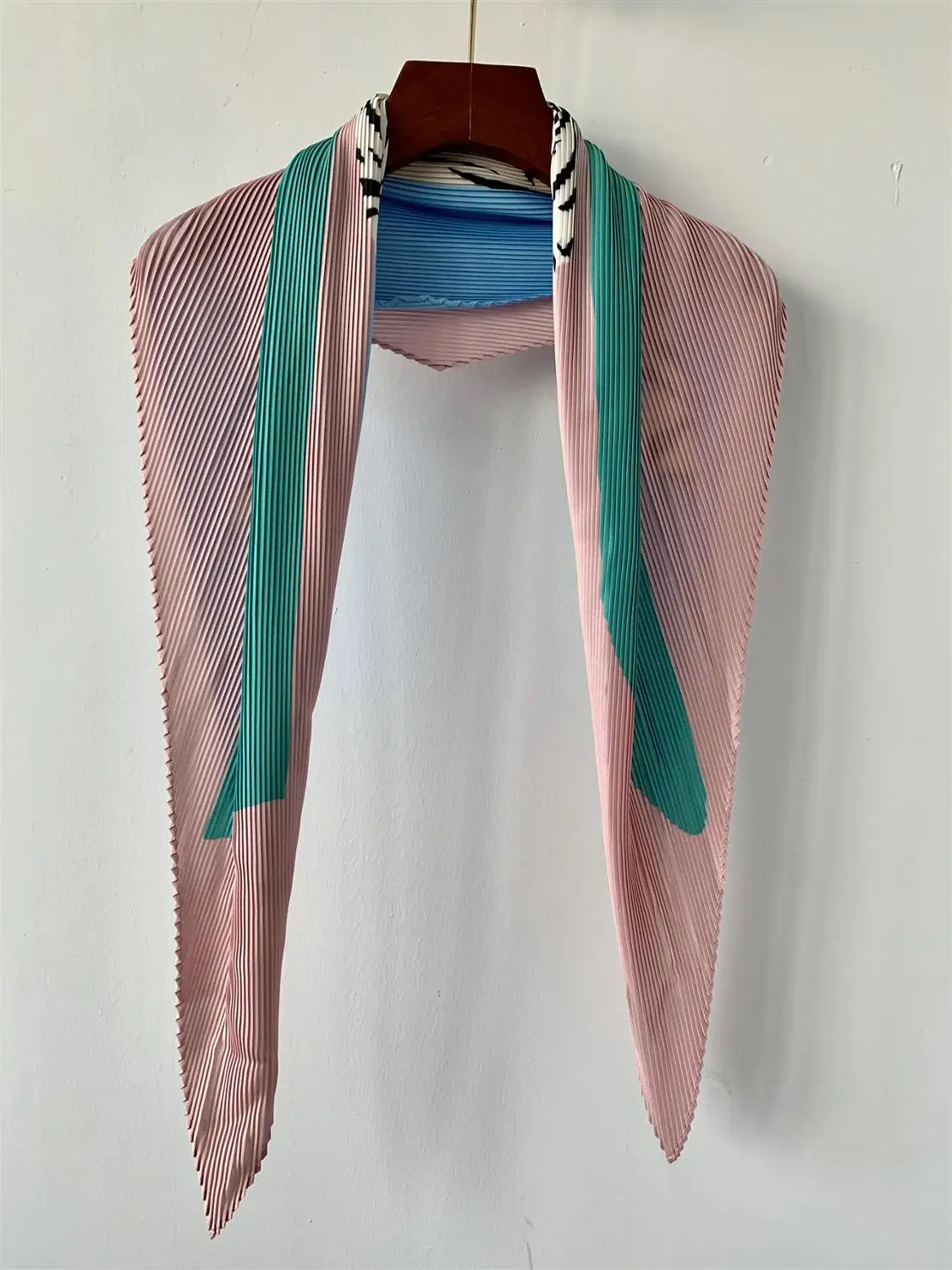 Женский шарф Issey fold style шифон Солнцезащитная шаль Осень-зима произвольный Шелковый шарф - Цвет: Розовый